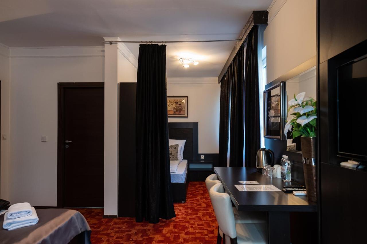 Como A Casa Apartments - Free Parking Sarajevo Bagian luar foto
